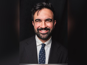 Нью-Йорк хотын шинэ дарга нийтийн автобусаар үнэгүй зорчих боломжийг бий болгоно гэв